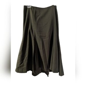 Great a line kick pleat skirt!